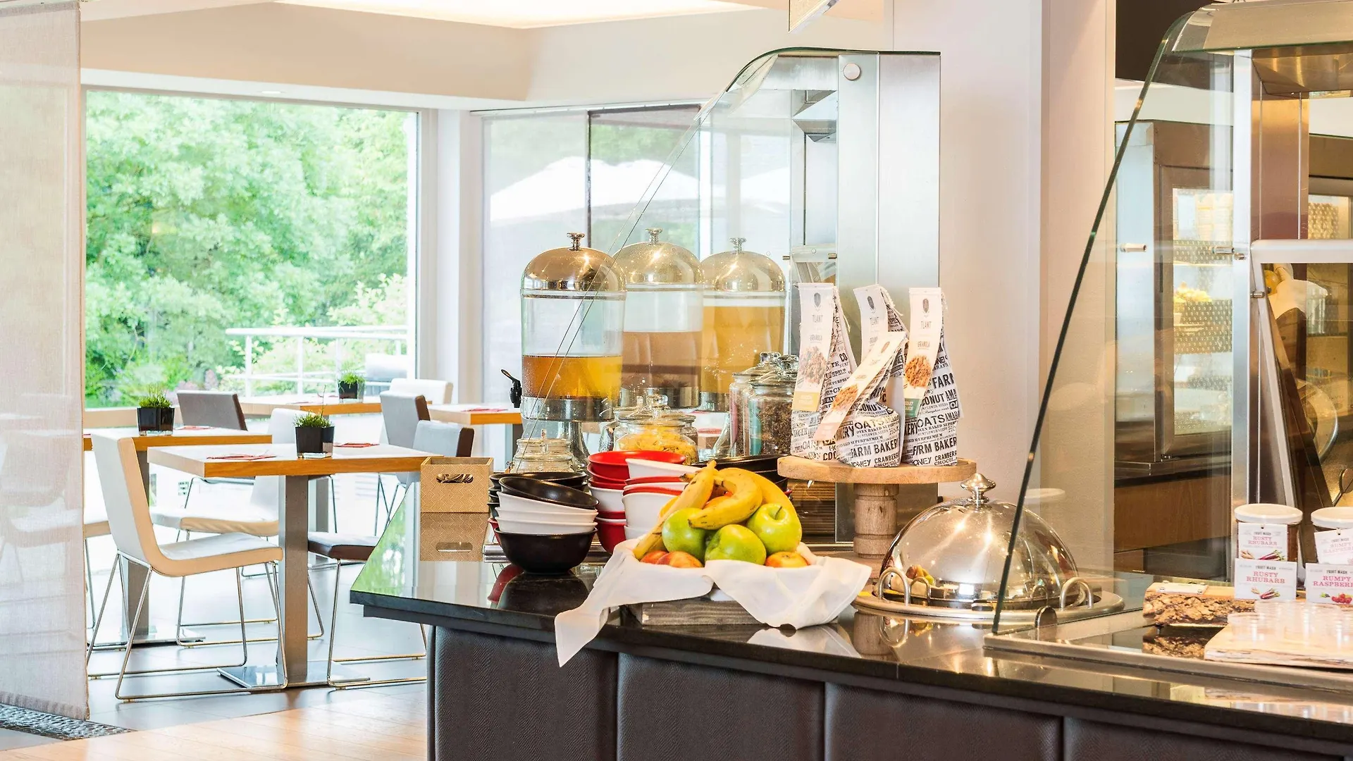 דיגם Novotel Brussels Airport 3*,