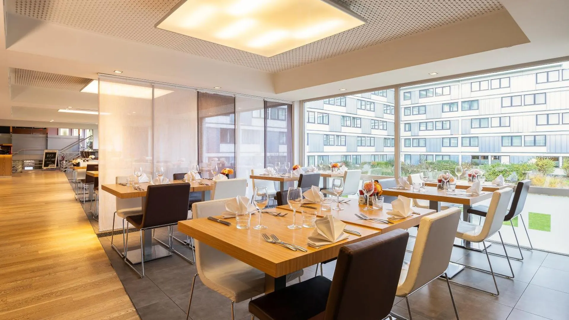 דיגם Novotel Brussels Airport מלון