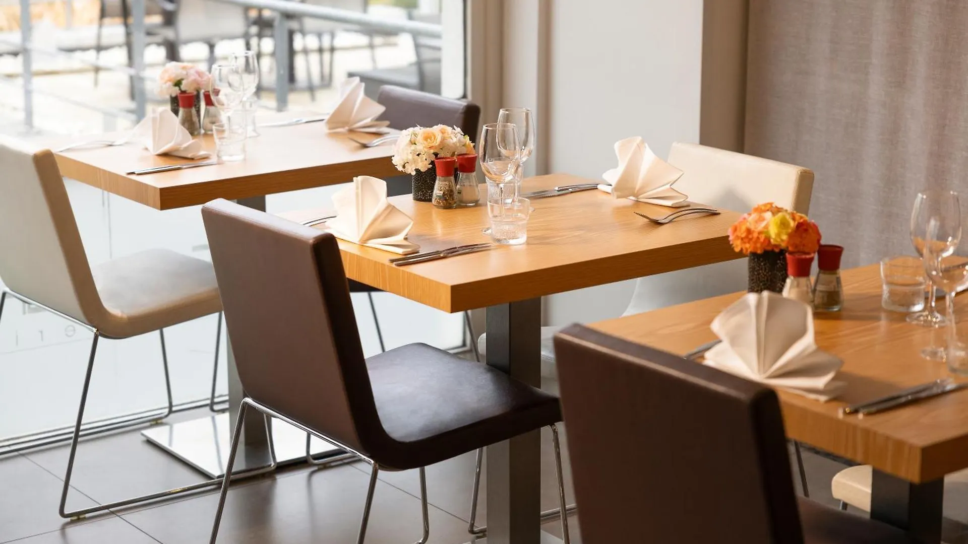 דיגם Novotel Brussels Airport מלון