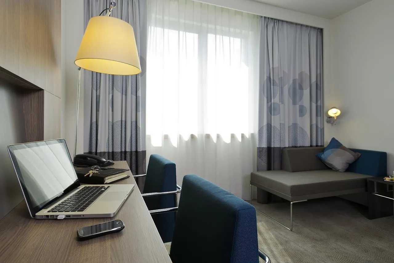 דיגם Novotel Brussels Airport 3*,  בלגיה